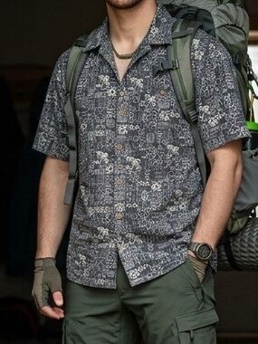 Vintage OP Navy And White Short-Sleeve Printed Button-Down Shirt